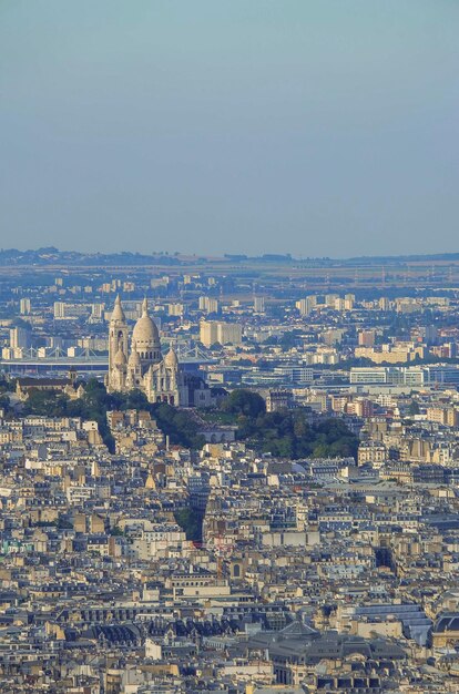 La imagen de la Basilique du SacrCur de Montmartre fue tomada desde la Torre Montparnasse de París.