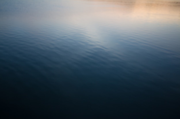 Foto imagen borrosa de fondo de agua de mar