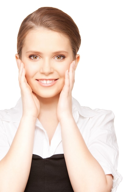 imagen brillante de mujer feliz con expresión de sorpresa