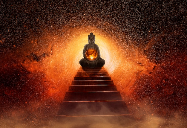 Imagen de Buda al final de las escaleras.