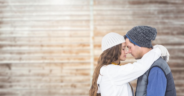 Imagen compuesta de pareja abrazándose