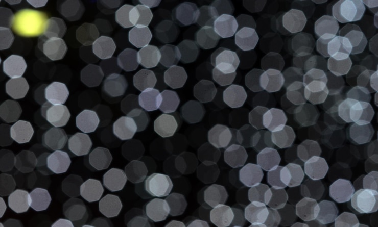 Foto imagen desfocada de luces iluminadas