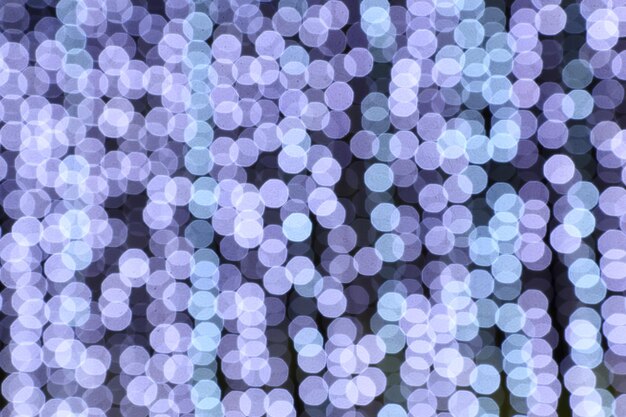 Imagen desfocada de luces iluminadas