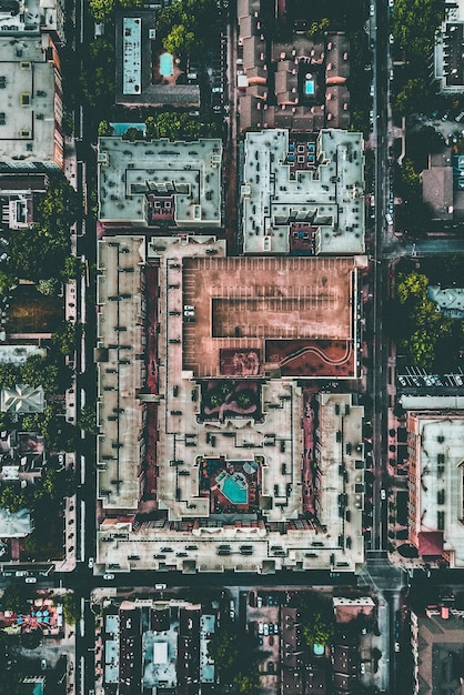Imagen directamente por encima de la ciudad