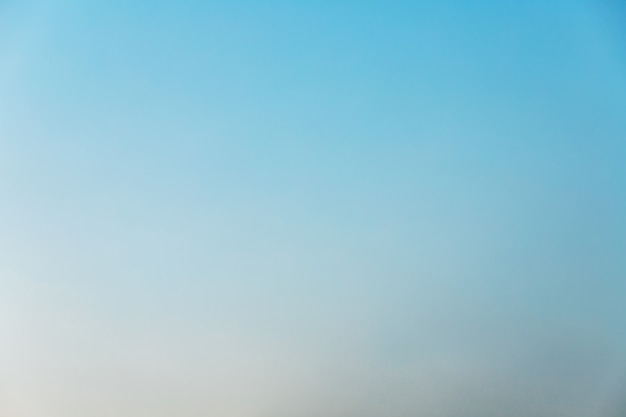 Imagen de fondo de un hermoso cielo al atardecer.