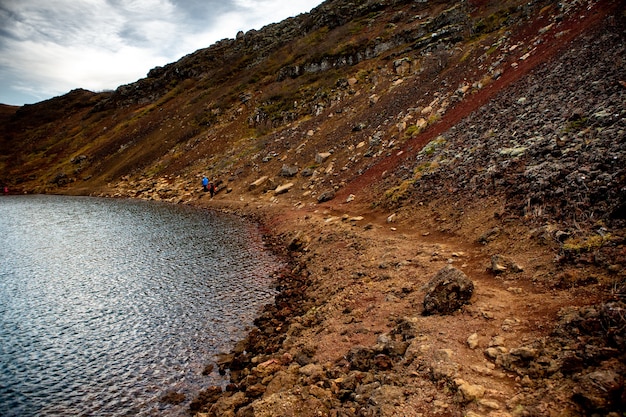 Imagen de la hermosa naturaleza de islandia para el paisaje