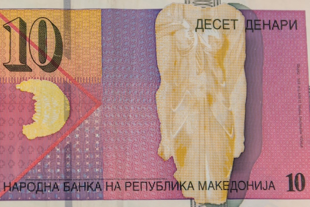 Imagen macro del billete de diez dinares macedonios