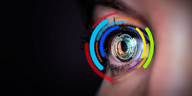 Foto imagen del ojo humano en proceso de escaneo. técnica mixta