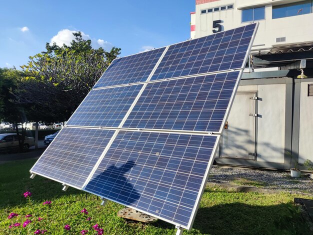 Imagen de un pequeño panel solar.