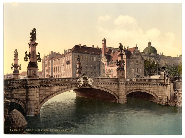 Foto una imagen de un puente que dice parís en él