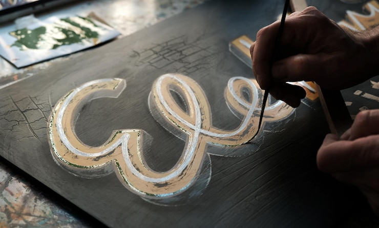 Foto imagen recortada de una pintura de pintor en madera