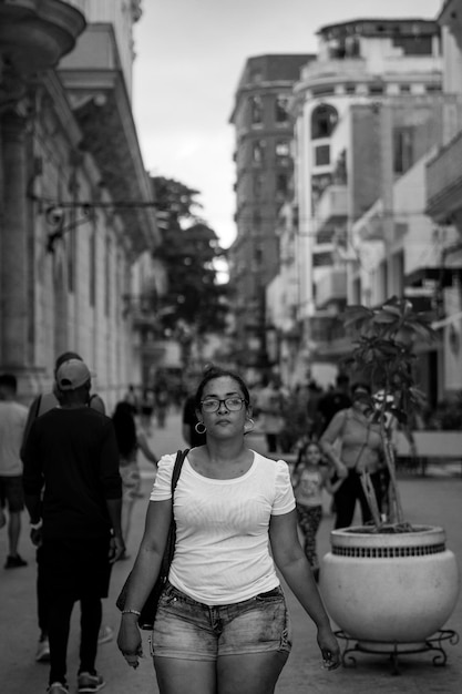 imagenes de la zona del malecon habano, paseo del prado y capitolio cubano