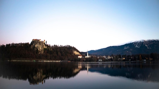 Imagens de Bled, Eslovênia, no outono e inverno