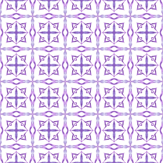 Impresión de tendencia textil lista, tela para trajes de baño, papel tapiz, envoltura. Diseño de verano boho chic divino morado. Diseño dibujado a mano a rayas. Repetición de borde dibujado a mano a rayas.