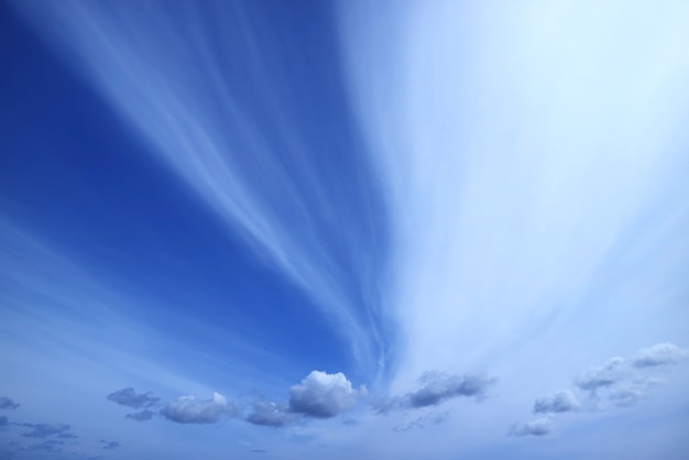 Impresionante Cloudscape para fondo o banner