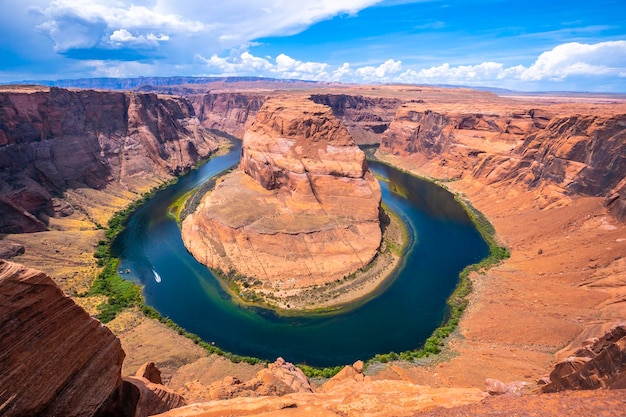 El impresionante Horseshoe Bend y el río Colorado en el fondo Arizona