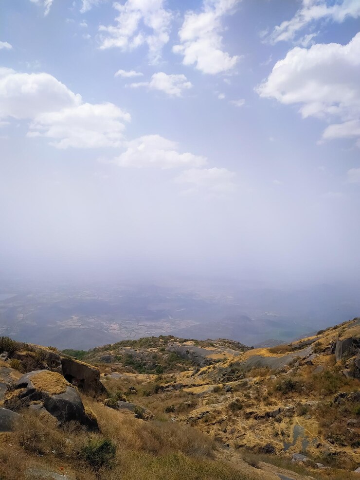 Impresionante vista de la montaña del monte abu
