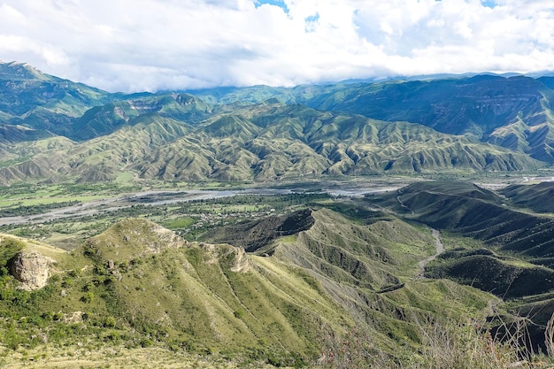 Impresionantes vistas a la montaña en Daguestán Cáucaso Rusia 2021