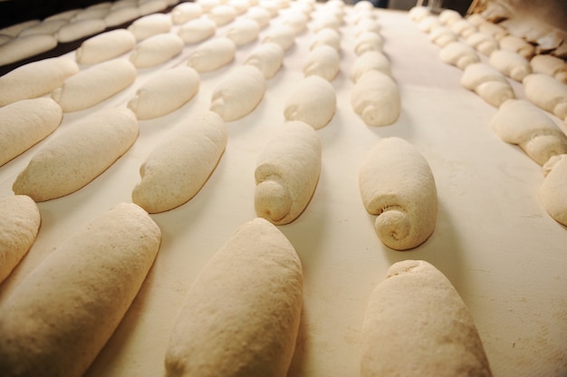 In Brotbäckerei, Lebensmittelfabrik