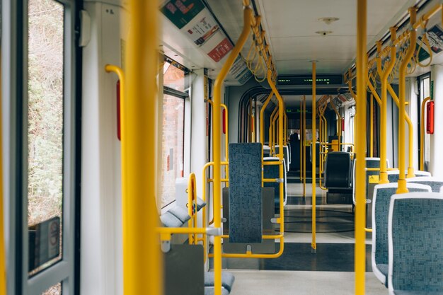 In der Metrolink-Straßenbahn in Machester