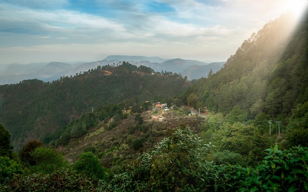 Incrível vista panorâmica da bela natureza Panorama fotos maravilhosas cordilheiras