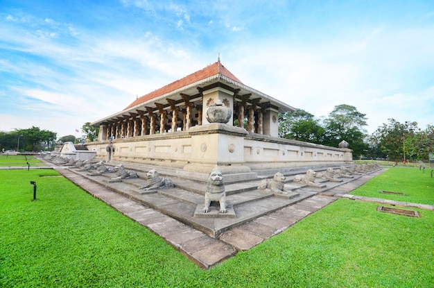 Independence Memorial Hall que foi construído em comemoração à independência do Sri Lanka