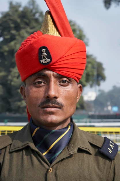 INDIA, Delhi, 20 de enero de 2007, soldado en uniforme de desfile, desfile del día de la independencia - EDITORIAL