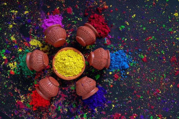 Indian Festival Holi, Farben in der Schüssel