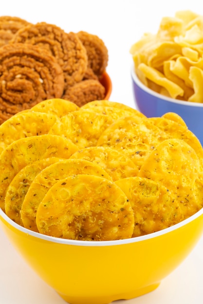 Indian Street Snack Masala Khari Papdi con Besan Papri o Chakli