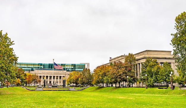 Indiana World War Memorial Plaza em Indianápolis, Estados Unidos