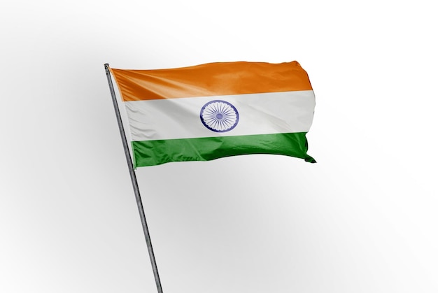 Indien schwenkt Flagge auf weißem Hintergrund