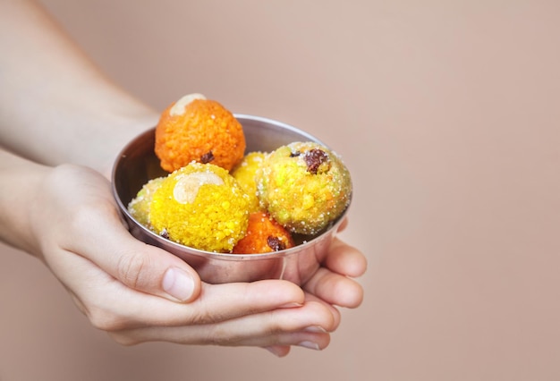 Indische Süßigkeiten Ladu
