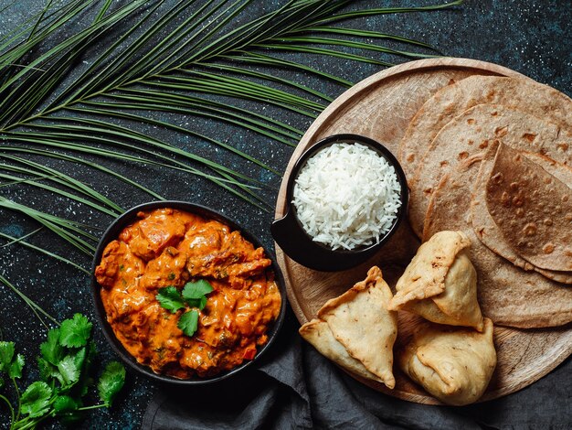 Indisches Essen und Gerichte der indischen Küche kopieren Platz