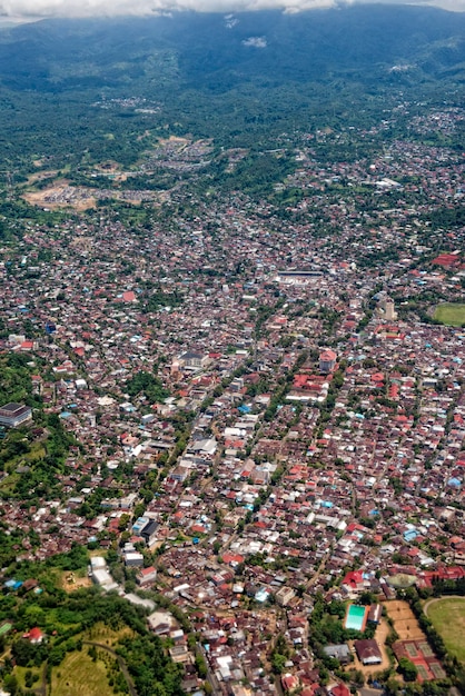 Indonesien Sulawesi Manado Bereich Luftaufnahme