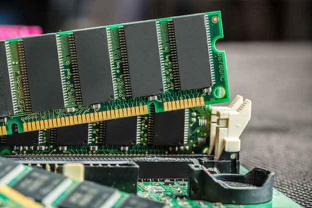 Industria de chips, tecnología y electrónica