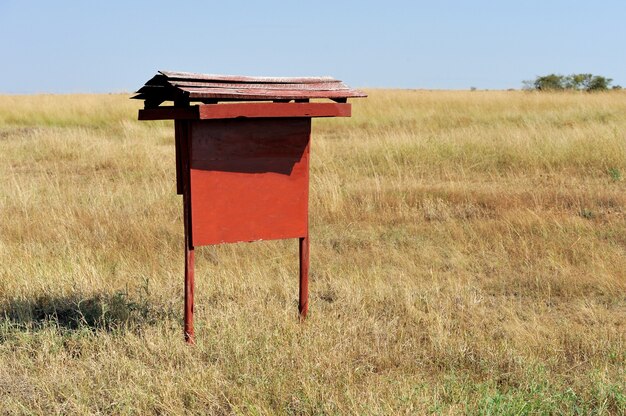 Informationstafel im Savannah Natioanl Park von Kenia, Afrika