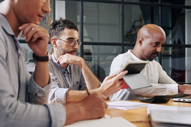 Informe de lectura de negocios en línea