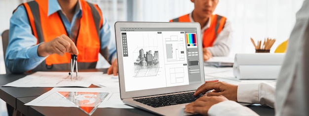 Ingenieur und Architekt nutzen gemeinsam Architekten-Entwurfssoftware Insight