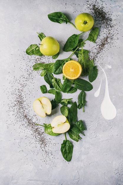 Ingredientes del batido verde.