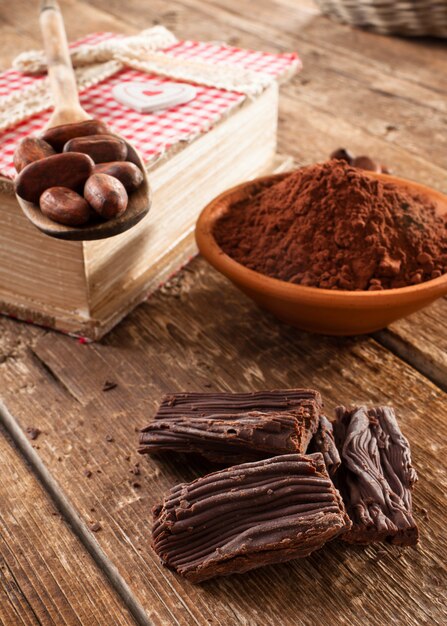 Ingredientes para chocolate artesano.