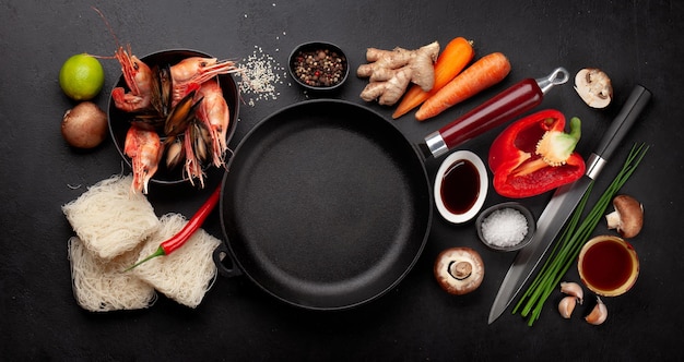 Ingredientes para cocinar al wok