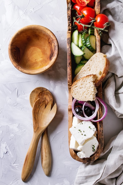 Ingredientes para ensalada griega