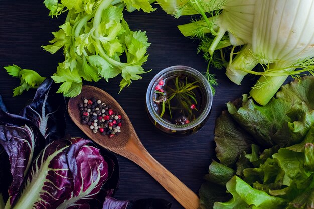 Ingredientes frescos para ensalada