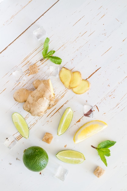 Foto ingredientes de limonada de jengibre