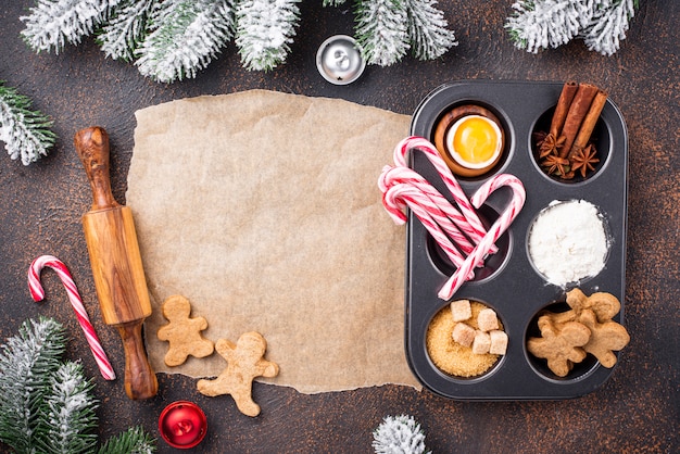 Ingredientes para assar biscoitos de natal