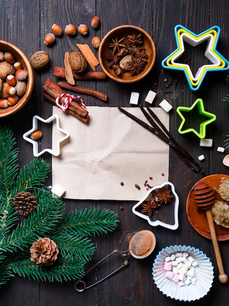 Ingredientes para cozinhar biscoitos de gengibre de Natal