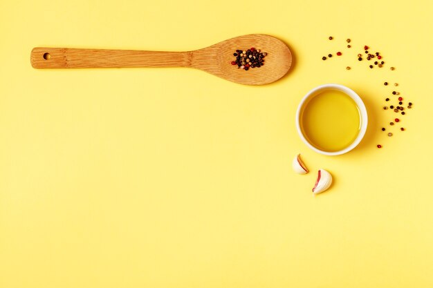 Ingredientes para cozinhar com colher de pau