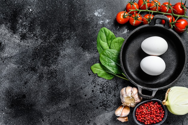 Ingredientes para cozinhar Shakshuka.