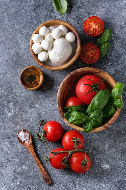 Ingredientes para salada caprese