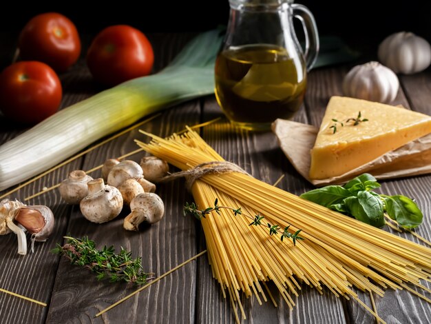 Foto ingredientes para la preparación de pasta.